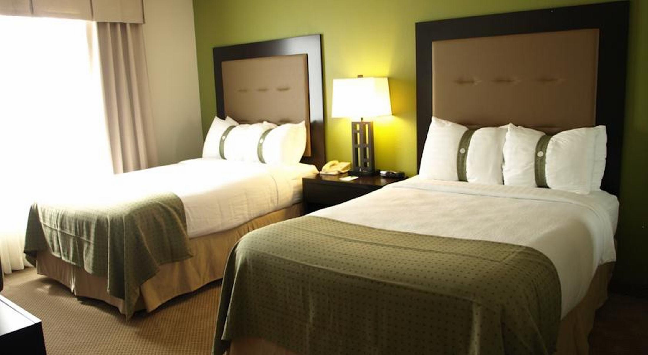 Holiday Inn & Suites Across From Universal Orlando, An Ihg Hotel Room photo